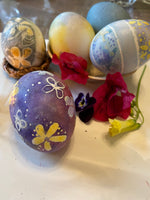 Color your Eggs with Flower Petals!